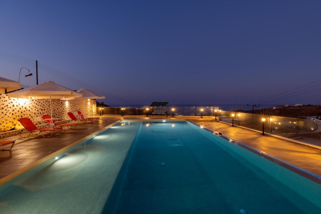 Villa Ostrich Fira  Luaran gambar